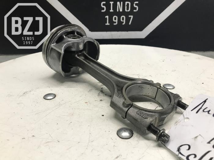 Gebruikte Zuiger Audi A4 Prijs op aanvraag aangeboden door BZJ b.v.
