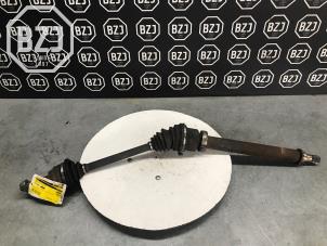 Gebruikte Cardanas rechts-voor (VWA) Ford Fiesta 6 (JA8) 1.0 EcoBoost 12V 125 Prijs op aanvraag aangeboden door BZJ b.v.