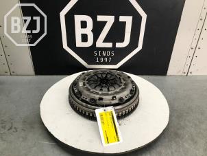 Gebruikte Dubbele massa vliegwiel Renault Grand Scenic Prijs op aanvraag aangeboden door BZJ b.v.