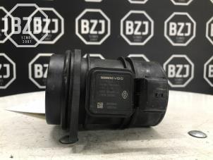 Gebruikte Luchtmassameter Opel Vivaro A 2.0 CDTI Prijs op aanvraag aangeboden door BZJ b.v.