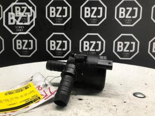 Gebruikte Waterpomp Ford Transit 2.0 TDCi 16V Eco Blue 130 Prijs op aanvraag aangeboden door BZJ b.v.