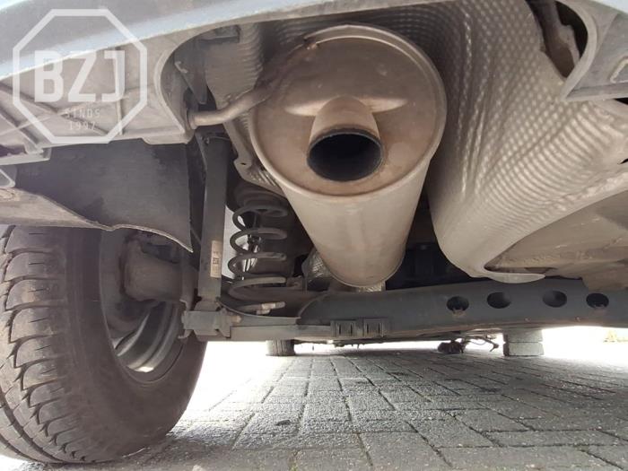 Gebruikte Uitlaat Einddemper Volkswagen Polo VI (AW1) 1.0 12V BlueMotion Technology Prijs op aanvraag aangeboden door BZJ b.v.