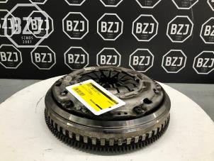 Gebruikte Dubbele massa vliegwiel Renault Grand Scenic Prijs op aanvraag aangeboden door BZJ b.v.