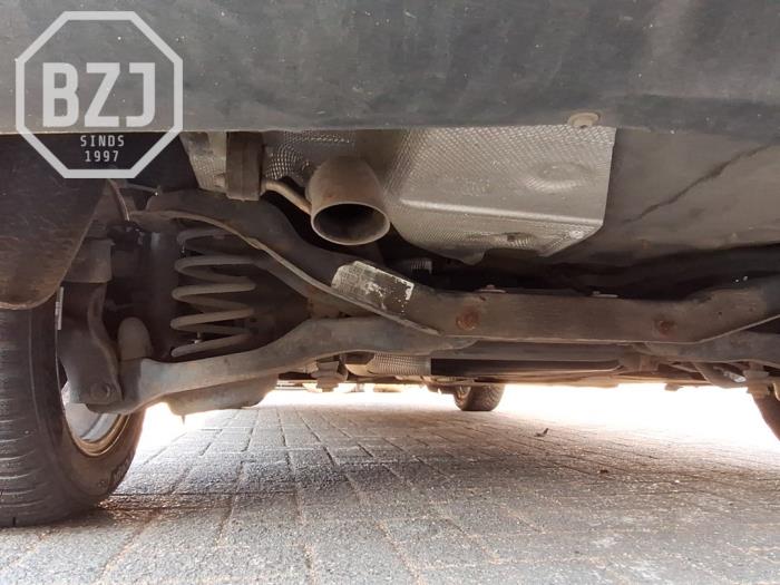 Gebruikte Uitlaat Einddemper Volvo V40 (MV) 2.0 D2 16V Prijs op aanvraag aangeboden door BZJ b.v.