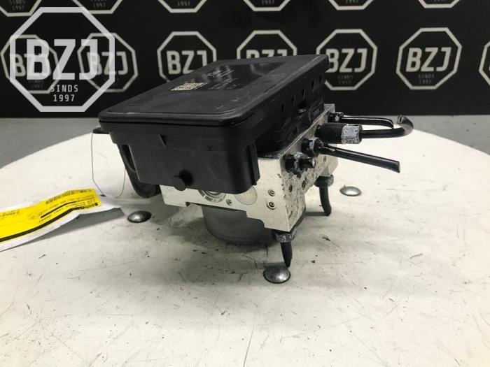 Gebruikte ABS Pomp Kia Picanto (JA) 1.0 12V Prijs op aanvraag aangeboden door BZJ b.v.