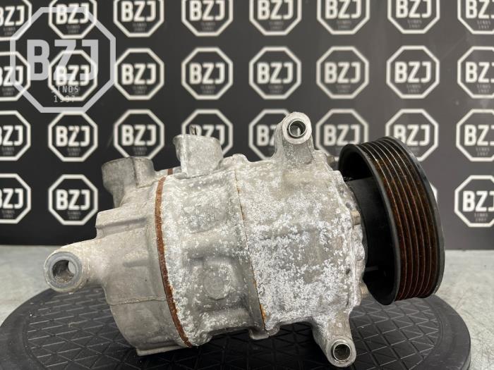 Gebruikte Aircopomp Volkswagen Polo V (6R) 1.0 12V BlueMotion Technology Prijs € 100,00 Margeregeling aangeboden door BZJ b.v.