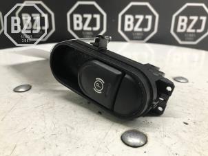 Gebruikte Schakelaar handrem Mini Clubman (F54) 2.0 Cooper S 16V Prijs op aanvraag aangeboden door BZJ b.v.