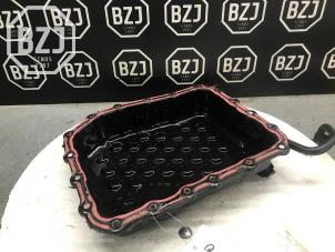 Gebruikte Versnellingsbakdeksel Kia Sorento Prijs op aanvraag aangeboden door BZJ b.v.