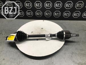 Gebruikte Homokineetas links-voor Opel Combo Cargo 1.2 110 Prijs € 181,50 Inclusief btw aangeboden door BZJ b.v.