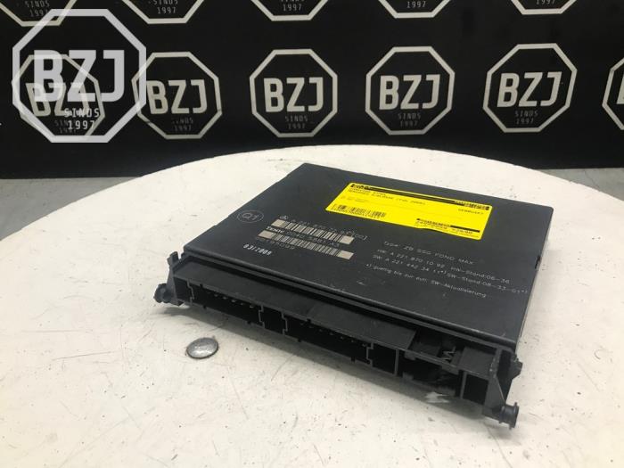 Gebruikte Computer stoel Mercedes S (W221) 3.5 S-400 24V BlueHybrid Prijs op aanvraag aangeboden door BZJ b.v.