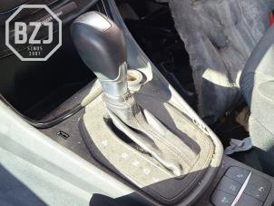 Gebruikte Versnellingspook Ford Puma 1.0 Ti-VCT EcoBoost mHEV 12V Prijs op aanvraag aangeboden door BZJ b.v.