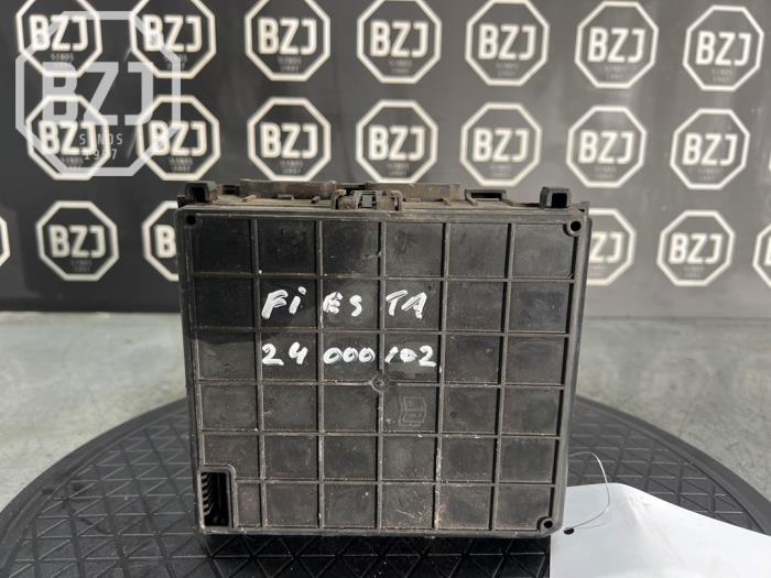 Gebruikte Central electronic module Ford Fiesta 7 1.0 EcoBoost 12V 100 Prijs € 75,00 Margeregeling aangeboden door BZJ b.v.