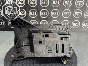 Gebruikte Bodycontrol Module Mercedes CLA (117.3) 1.6 CLA-180 16V Prijs € 50,00 Margeregeling aangeboden door BZJ b.v.