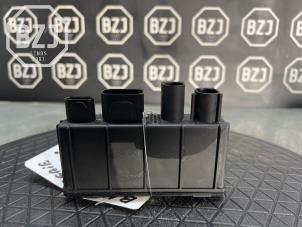 Gebruikte Computer Body Control BMW 2 serie Active Tourer (F45) 218i 1.5 TwinPower Turbo 12V Prijs op aanvraag aangeboden door BZJ b.v.