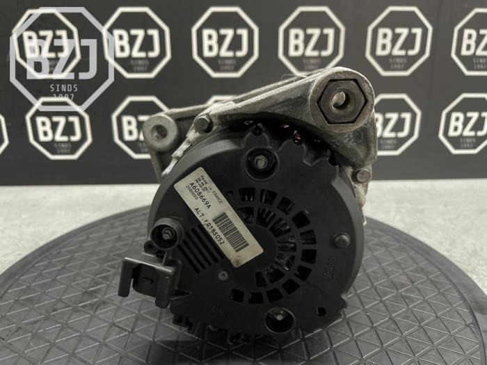 Gebruikte Dynamo BMW 5 serie Touring (F11) 525d 16V Prijs op aanvraag aangeboden door BZJ b.v.