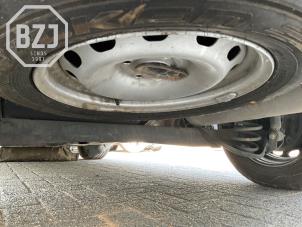 Gebruikte Reservewiel Hefmechaniek Ford Transit Courier 1.5 TDCi 75 Prijs € 90,75 Inclusief btw aangeboden door BZJ b.v.