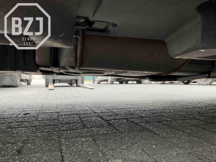Gebruikte Uitlaat Einddemper Volkswagen Transporter T6 2.0 TDI 150 Prijs op aanvraag aangeboden door BZJ b.v.