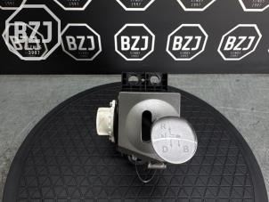 Gebruikte Selectiehendel automaat Toyota Prius (NHW20) 1.5 16V Prijs op aanvraag aangeboden door BZJ b.v.