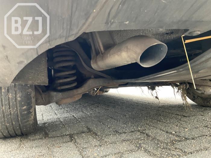 Gebruikte Uitlaat Einddemper Ford Focus 3 Wagon 1.6 TDCi ECOnetic Prijs op aanvraag aangeboden door BZJ b.v.
