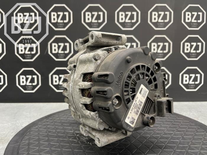 Gebruikte Dynamo Mercedes C Estate (S205) C-220 CDI BlueTEC, C-220 d 2.2 16V Prijs op aanvraag aangeboden door BZJ b.v.