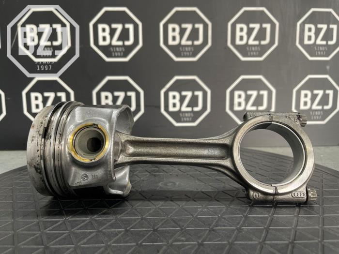 Gebruikte Zuiger MAN TGE 2.0 TDI RWD Prijs € 181,50 Inclusief btw aangeboden door BZJ b.v.