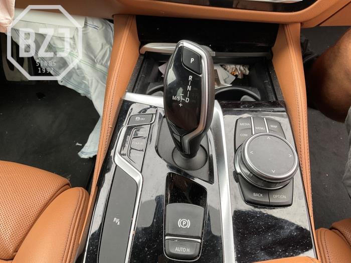 Gebruikte Pook BMW 5 serie (G30) 523d 2.0 TwinPower Turbo 16V Prijs op aanvraag aangeboden door BZJ b.v.