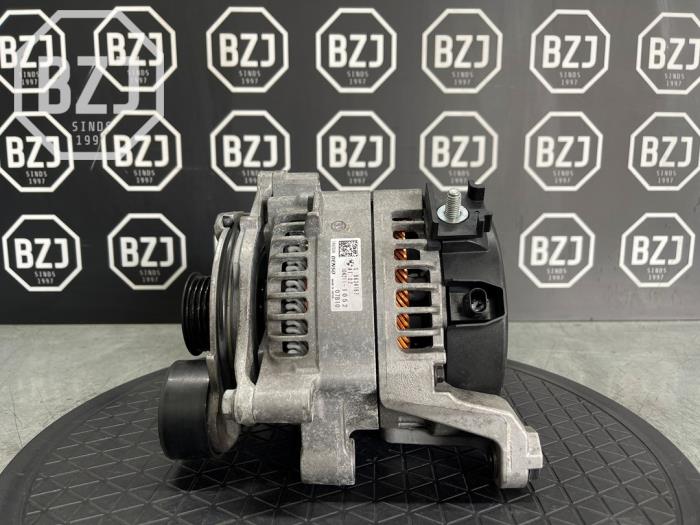 Gebruikte Dynamo BMW 5 serie (G30) 523d 2.0 TwinPower Turbo 16V Prijs € 100,00 Margeregeling aangeboden door BZJ b.v.