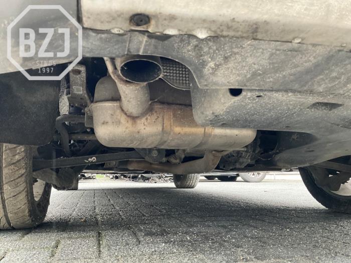 Gebruikte Uitlaat Einddemper Peugeot 508 SW (8E/8U) 2.0 RXH HYbrid4 16V Prijs op aanvraag aangeboden door BZJ b.v.