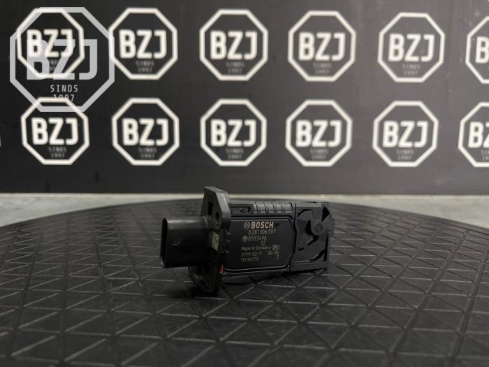 Gebruikte Luchtmassameter Mini Mini (F56) 2.0 16V Cooper S Prijs € 50,00 Margeregeling aangeboden door BZJ b.v.