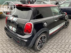 Gebruikte Scherm rechts-achter Mini Mini (F56) 2.0 16V Cooper S Prijs op aanvraag aangeboden door BZJ b.v.