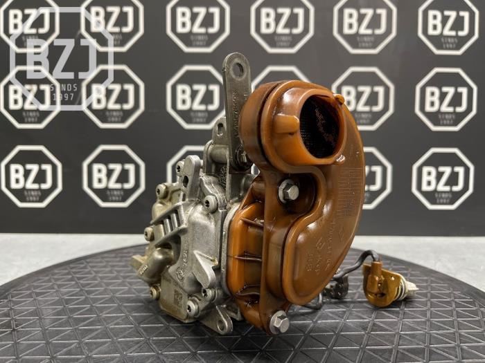 Gebruikte Oliepomp Nissan Micra (K14) 0.9 IG-T 12V Prijs € 65,00 Margeregeling aangeboden door BZJ b.v.