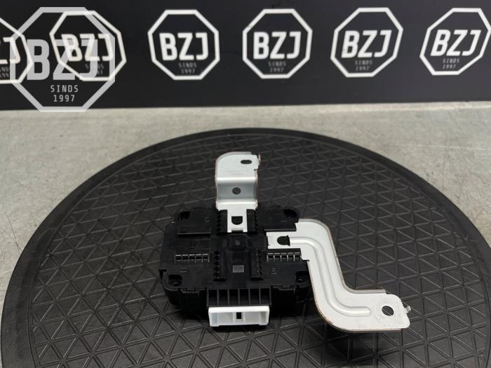 Computer Body Control van een Kia Picanto (JA) 1.0 12V 2021