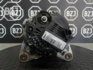 Dynamo van een Renault Twingo II (CN) 1.2 16V 2014