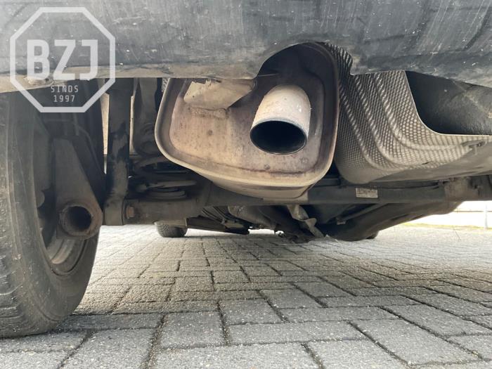 Gebruikte Uitlaat Einddemper Renault Twingo II (CN) 1.2 16V Prijs op aanvraag aangeboden door BZJ b.v.