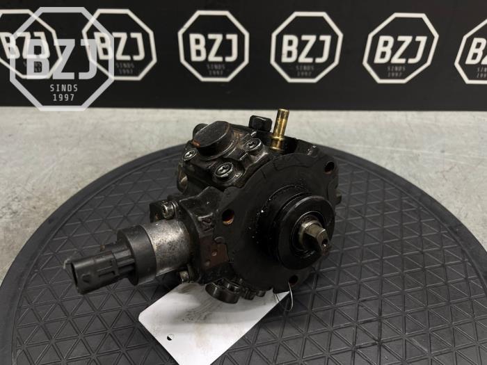 Gebruikte Dieselpomp Landrover Freelander II 2.2 eD4 16V Prijs € 300,00 Margeregeling aangeboden door BZJ b.v.