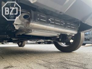 Gebruikte Uitlaat Einddemper Dacia Duster (DJF) 1.6 Hybrid 140 16V Prijs op aanvraag aangeboden door BZJ b.v.