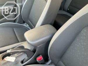 Gebruikte Armleuning Hyundai Kona (OS) 1.0 T-GDI 12V Prijs op aanvraag aangeboden door BZJ b.v.