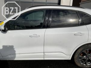 Gebruikte Middenstijl links Ford Kuga III (DFK) Prijs op aanvraag aangeboden door BZJ b.v.