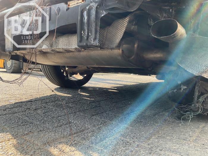 Gebruikte Uitlaat Einddemper Volvo V60 II (ZW) 2.0 B4 16V Mild Hybrid Prijs op aanvraag aangeboden door BZJ b.v.
