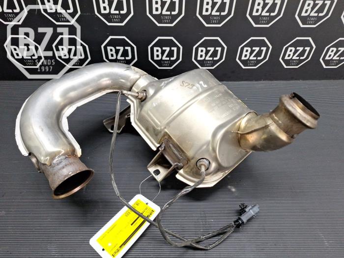 Gebruikte Katalysator Peugeot Expert (V1/VA/VB/VE/VF/VT/VY) 2.0 Blue HDi 145 16V Prijs op aanvraag aangeboden door BZJ b.v.