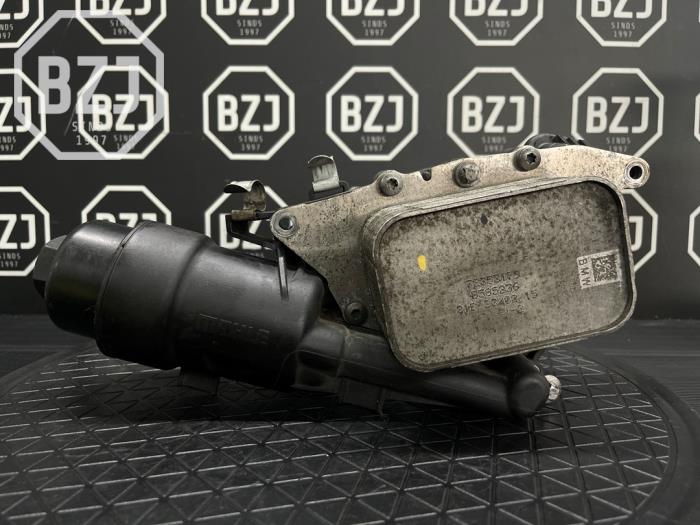 Gebruikte Oliefilterhuis Mini Mini (F55) 1.2 12V One Prijs op aanvraag aangeboden door BZJ b.v.
