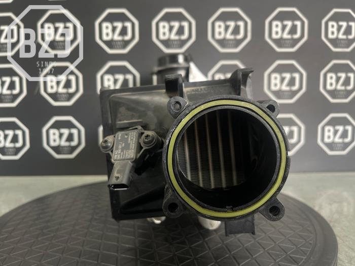 Intercooler van een Seat Leon (KLB) 1.5 eTSI 16V 2021