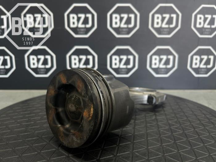 Gebruikte Zuiger Citroen Jumper (U9) 2.0 BlueHDi 130 Prijs op aanvraag aangeboden door BZJ b.v.
