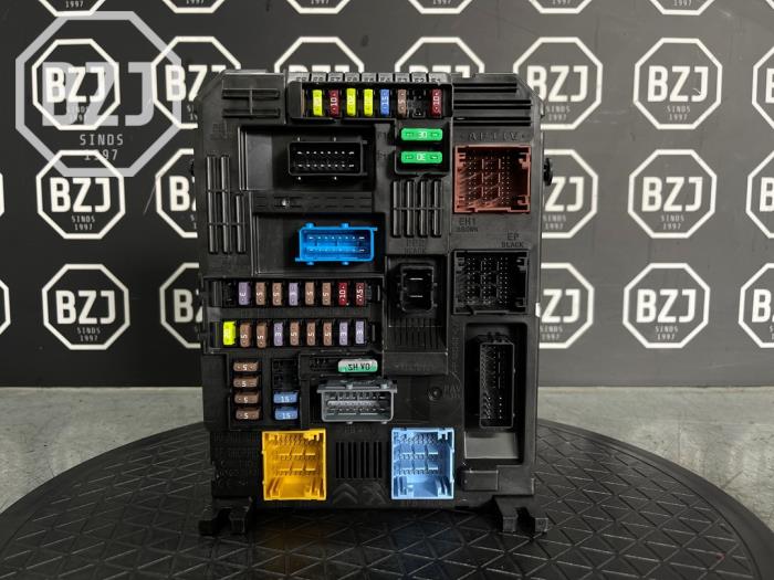 Gebruikte Computer Body Control Peugeot Expert (V1/VA/VB/VE/VF/VT/VY) 2.0 Blue HDi 145 16V Prijs € 181,50 Inclusief btw aangeboden door BZJ b.v.