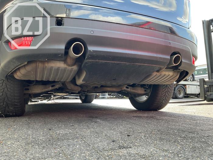 Gebruikte Uitlaat Einddemper Jaguar F-Pace 2.0 Turbo 16V AWD Prijs op aanvraag aangeboden door BZJ b.v.