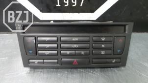 Gebruikte Climatronic Paneel Saab 9-3 II Sport Sedan (YS3F) 2.2 TiD 16V Prijs op aanvraag aangeboden door BZJ b.v.