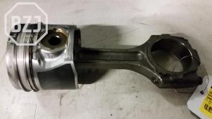 Gebruikte Zuiger Hyundai Santafe Prijs op aanvraag aangeboden door BZJ b.v.