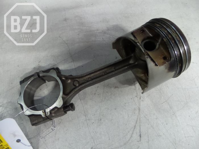 Gebruikte Zuiger Hyundai Santafe Prijs op aanvraag aangeboden door BZJ b.v.
