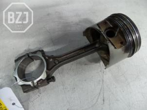 Gebruikte Zuiger Hyundai Santafe Prijs op aanvraag aangeboden door BZJ b.v.