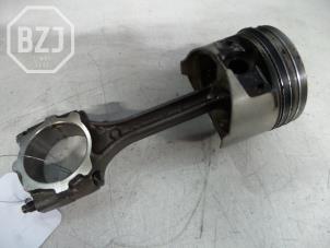 Gebruikte Zuiger Hyundai Santafe Prijs op aanvraag aangeboden door BZJ b.v.